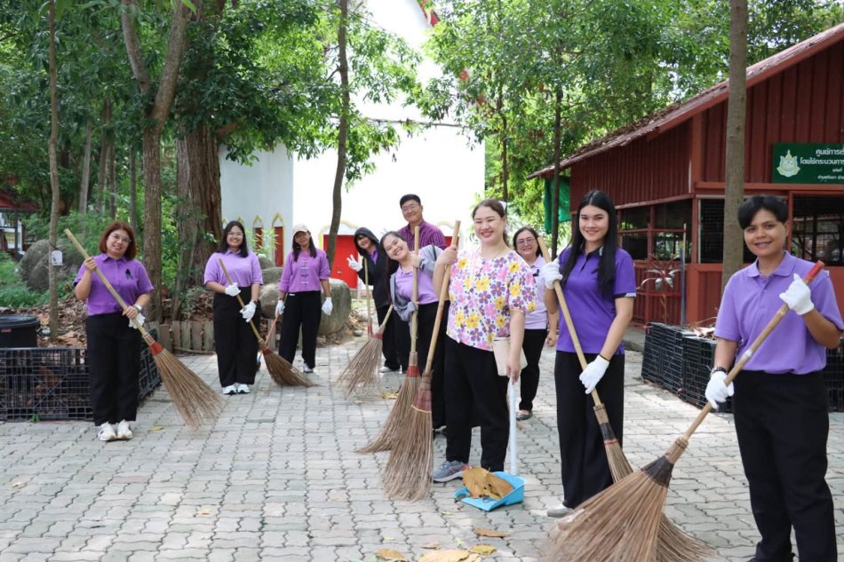 เทศบาลตำบลทับมา จัดกิจกรรม Big Cleaning Day เพื่อถวายเป็นพระราชกุศลฯ เนื่องในโอกาสวันพระบรมราชสมภพ สมเด็จพระนางเจ้าสุทิดา พัชรสุธาพิมลลักษณ พระบรมราชินี