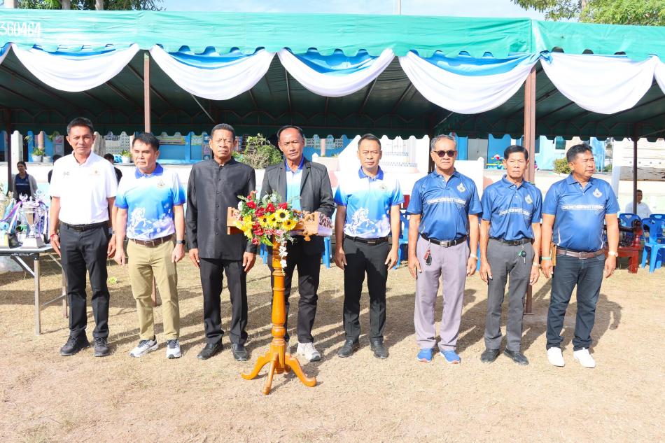 "นายกเทศมนตรีตำบลทับมา  ร่วมพิธีเปิดงานกีฬาสีภายในโรงเรียนชุมชนวัดทับมา “ทับมาเกมส์ 2025”