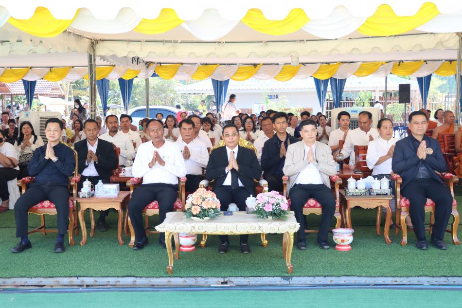 เทศบาลตำบลทับมา ร่วมพิธีวางศิลาฤกษ์สร้างพระเมตตา จำลองแบบจากพุทธคยา ประเทศอินเดีย ขนาดหน้าตักกว้าง 11 เมตร 